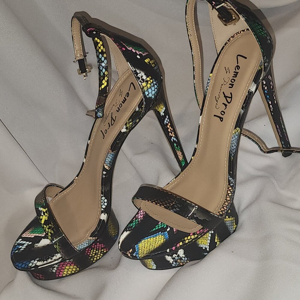 Lemon Drop Heels - Picture 3 of 4